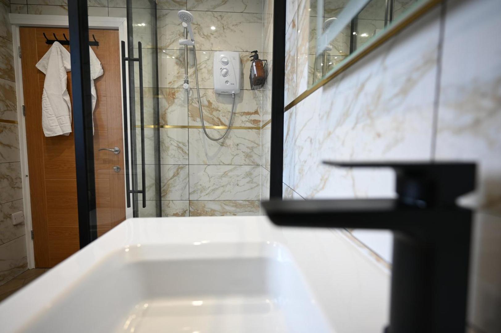Luxury Two Bed Apartment - Cardiff City Centre Exteriér fotografie